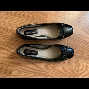Rialto black patent leather flat ballet shoes